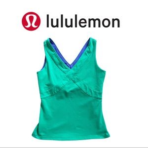 LULULEMON GREEN AND BLUE TOP